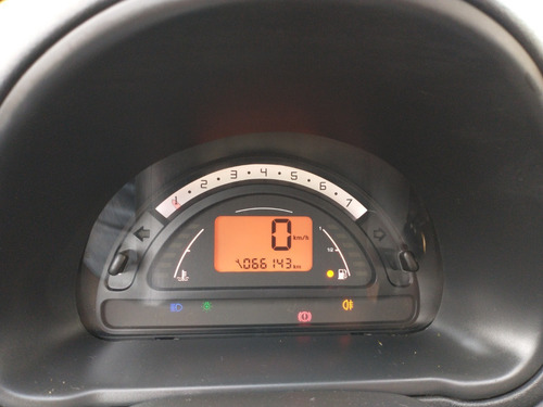 Imagem 16 de 17 de Citroën C3 Glx 1.4 2012