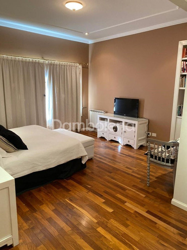 Casa En Venta En San Diego, Moreno