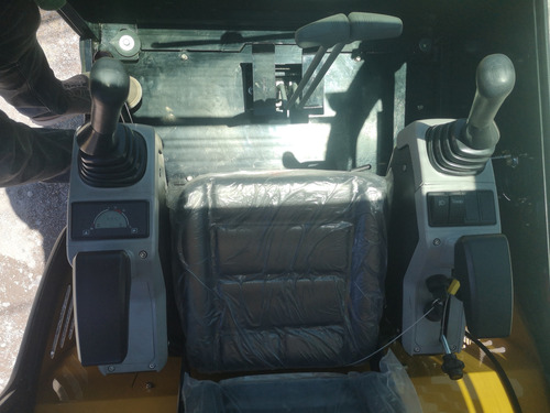 2024 Miniexcavadora Agt Qnt30 (nueva) Motor Kubota 2.5 Tons.