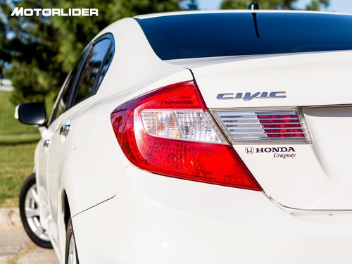 Imagen 13 de 14 de Honda Civic Exs 1.8 At Extra Full - Permuta / Financia