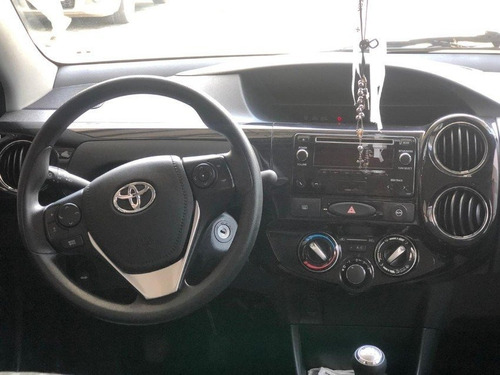 Toyota Etios Sd X Plus Mt