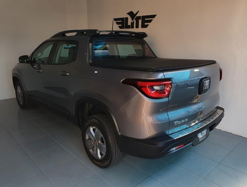 Imagem 2 de 10 de Fiat Toro Freedom At6