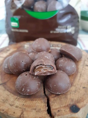 Botoncitos De Chocolate Rellenos Con Dulce De Leche Ron 1 Kg