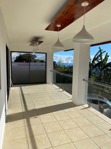 Imagen 19 de 23 de Casa Naranjo For Sale