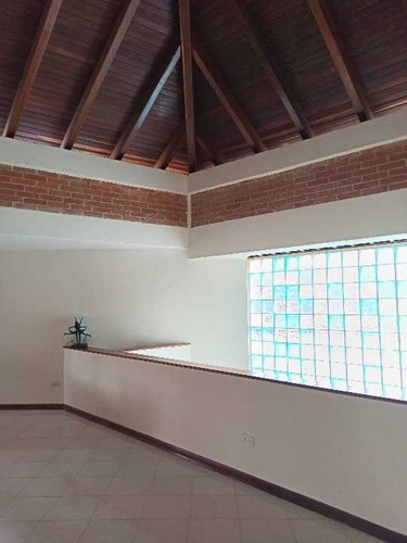 Imagen 11 de 27 de Amplia Y Cómoda Casa De Oportunidad En Venta En La Trinidad Monterrey