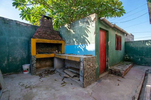 Imagen 25 de 30 de Casa 2 Dormitorios, Cochera Y Patio