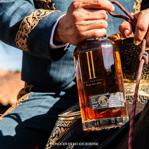 Raicilla Dos Rostros Extra Añejo De 750ml