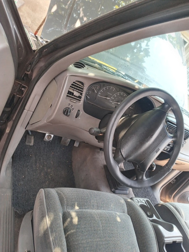 Imagem 4 de 10 de Ford Explorer