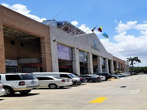 Imagen 2 de 9 de Se Vende Local En El Cc Cristal - Urb. La Granja