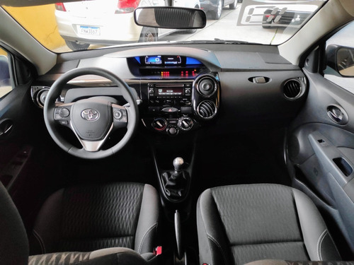 Imagem 4 de 15 de Toyota Etios Xs 1.5 Flex Completo