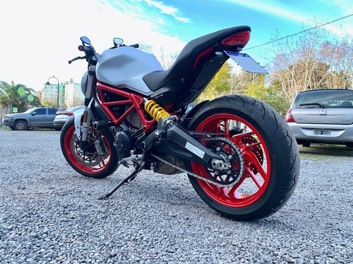 Imagen 4 de 8 de Ducati Monster 797