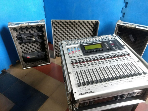 Consola Mixer Digital Behringer Ddx3216