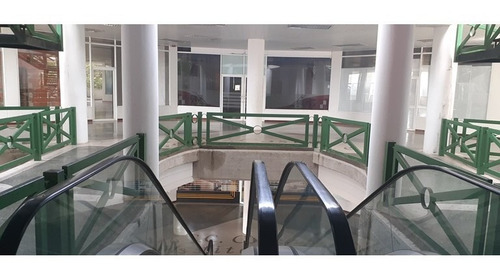 Imagen 4 de 8 de Alquiler De Local Comercial En Villa Africana
