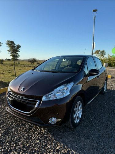 Peugeot 208 1.5 Allure Touchscreen