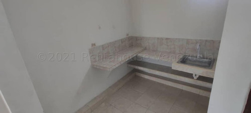 Imagen 20 de 30 de Apartamentos En Alquiler Agua Viva Cabudare 22-7154 @m