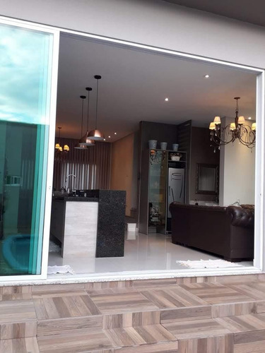 Imagem 29 de 30 de Sobrado Com 4 Dormitórios À Venda, 390 M² Por R$ 1.350.000,00 - Centro - Foz Do Iguaçu/pr - So0073