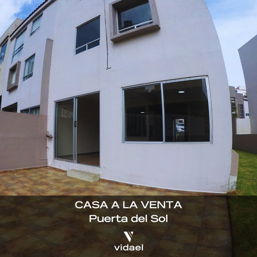 Imagen 1 de 9 de Hermosa Casa En Puerta Del Sol, Bosque Real