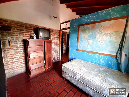 Casa Venta 3 Dormitorios - Terreno 10x30 - 300 Mts 2 Totales 110 Mts 2- Manuel B Gonnet