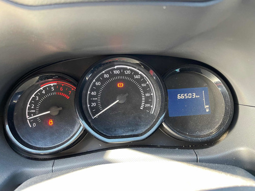 Imagen 13 de 13 de Renault Duster Oroch 2017 1.6 Outsider