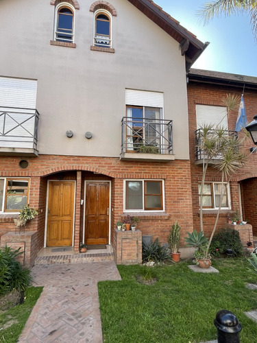 Triplex A La Venta Barrio Cerrado Village En San Miguel