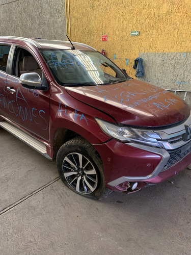 Imagen 1 de 9 de Mitsubishi Montero Sport 3.0l 6cil 4x4 2018. Solo Por Partes