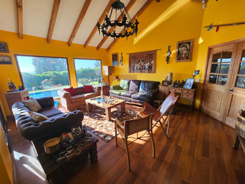 Vendo Parcela 5600 M2 Casa De 380m2 Condom. A 5 De Concón.