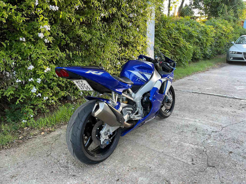 Yamaha R1
