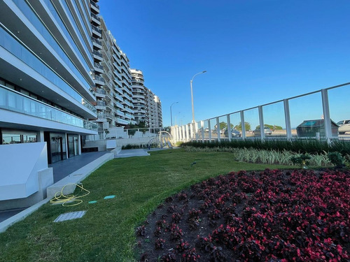 Imagen 21 de 23 de Edificio Lyra- Sobre La Rambla De Malvin- 3 Dorm