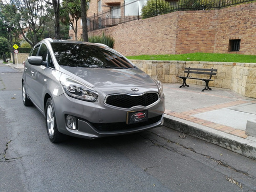 Kia Carens Carens Suv 2.0 Mec