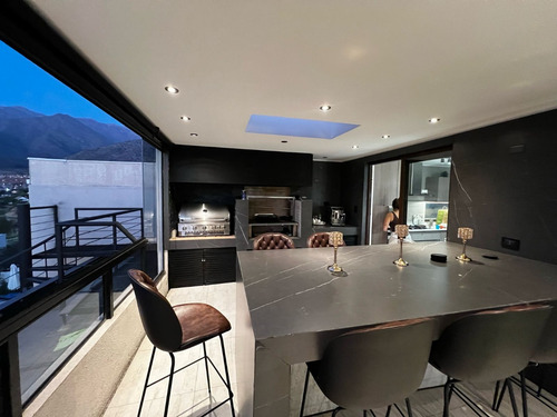 Casa En Exclusivo Condominio