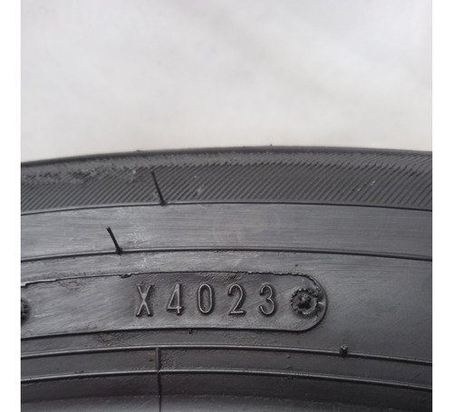 Neumatico Dunlop Enasave Ec300+ 215 60 R17 96h