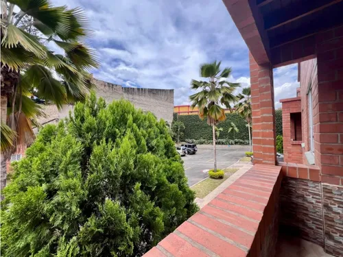 | Ve N T A | Casa En Envigado-unidad Cerrada. La Mejor Ubicación