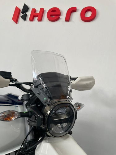 Hero Xpulse 200 Blanco Kova Motorcycle Concesionario Oficial