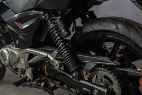 Bajaj Pulsar Ss 220 2016