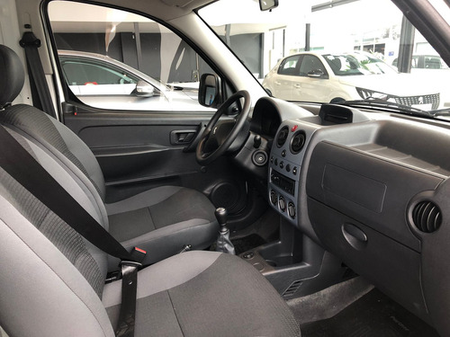Peugeot Partner 1.6 Hdi Furgon Confort 92