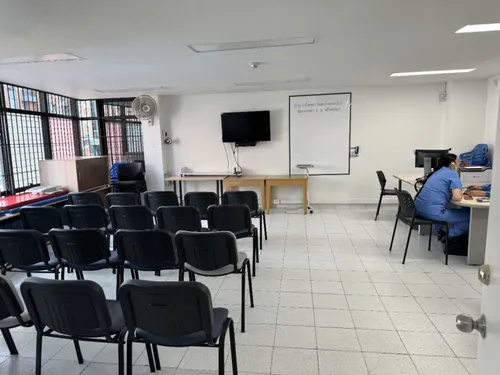 Edificio En Arriendo/venta En Chapinero Central. Cod A16702