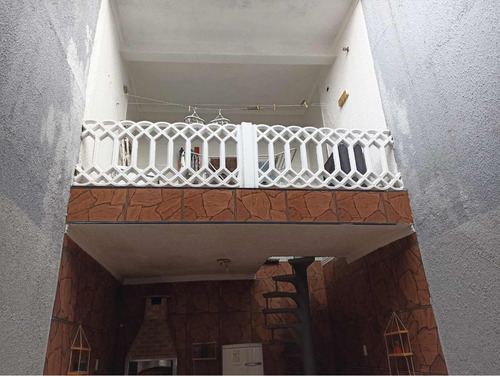 Sobrado Individual À Venda Em Itaquera