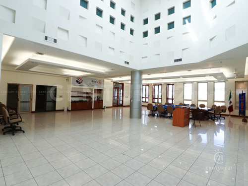 Oficina En Renta En Residencial Cumbres