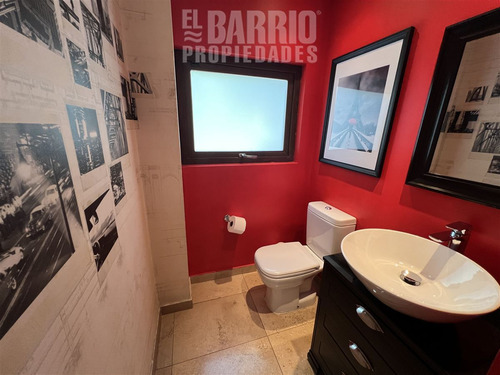 Casa En Venta De 4 Dorm. En Las Brisas De Chicureo