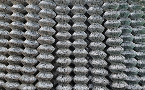 Malla Ciclónica Galvanizada Cal-13 (1.75 M X 20 M X 69 Mm)