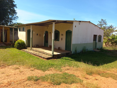 Vendo Chácara Na Df-140 Km 7 5-gleba Da Fazenda Sta Bárbara.