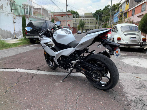 Imagen 6 de 10 de Kawasaki Ninja 400
