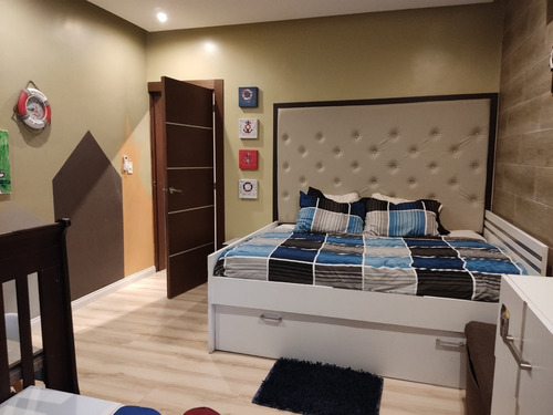 Imagen 12 de 23 de Quinta De Una Planta Estilo Contemporaneo En Conjunto Privado. Planta Electrica 100 %, Pozo, Tanque, Piscina, Terrazas, Jardines. La Cumaca San Diego