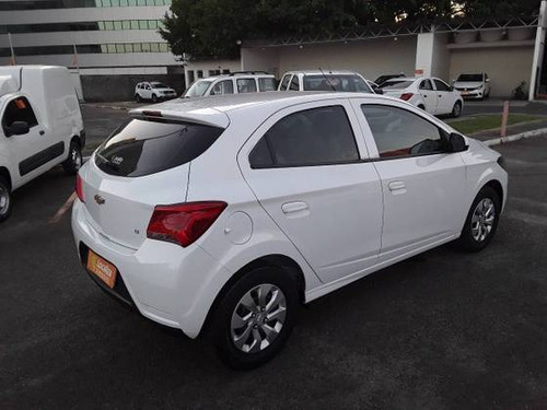 Imagem 8 de 9 de Chevrolet Onix 1.0 Mpfi Lt 8v Flex 4p Manual