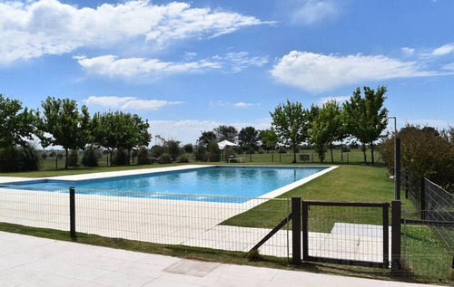 Casa En Venta San Sebastian Área 10 Al Verde Apto Credito Mb