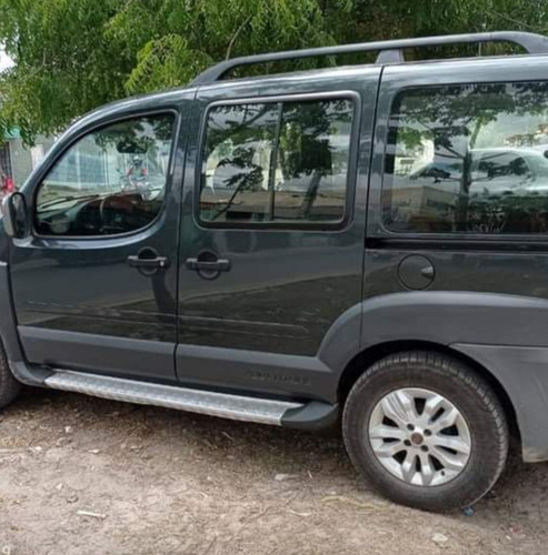 Fiat Doblo 2014 1.8 16v Adventure Flex 5p