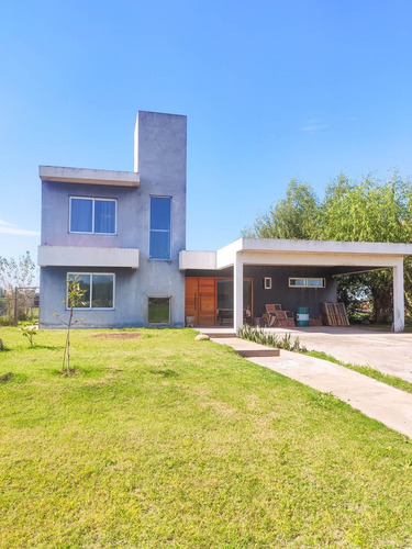 Casa En Venta Ubicado En San Sebastian, Escobar, G.b.a. Zona Norte