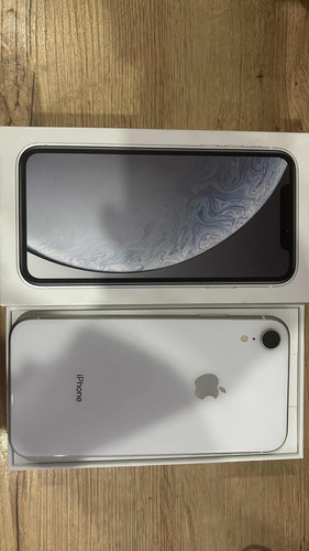 Celular iPhone XR, 128gb