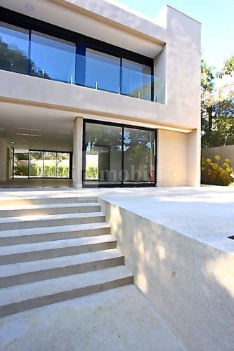 Imagem 4 de 10 de Arquitetura Contemporânea Assinada Gabriel Matravolgyi E Marcelo Faisal No Jardim Guedala!!! - Pc88881