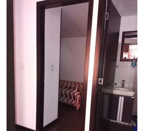 Habitación Amoblada En Arriendo